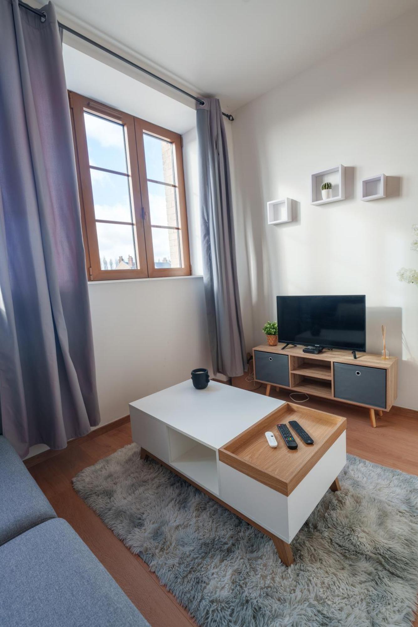 Le Fleur De Cerisier - Zmn Conciergerie Apartment Saint-Quentin  Exterior photo